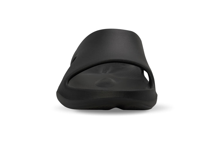 Front view of the women's black PB5star Après Sport recovery slide highlighting the open-toe design and cushioned footbed for ultimate comfort and breathability.