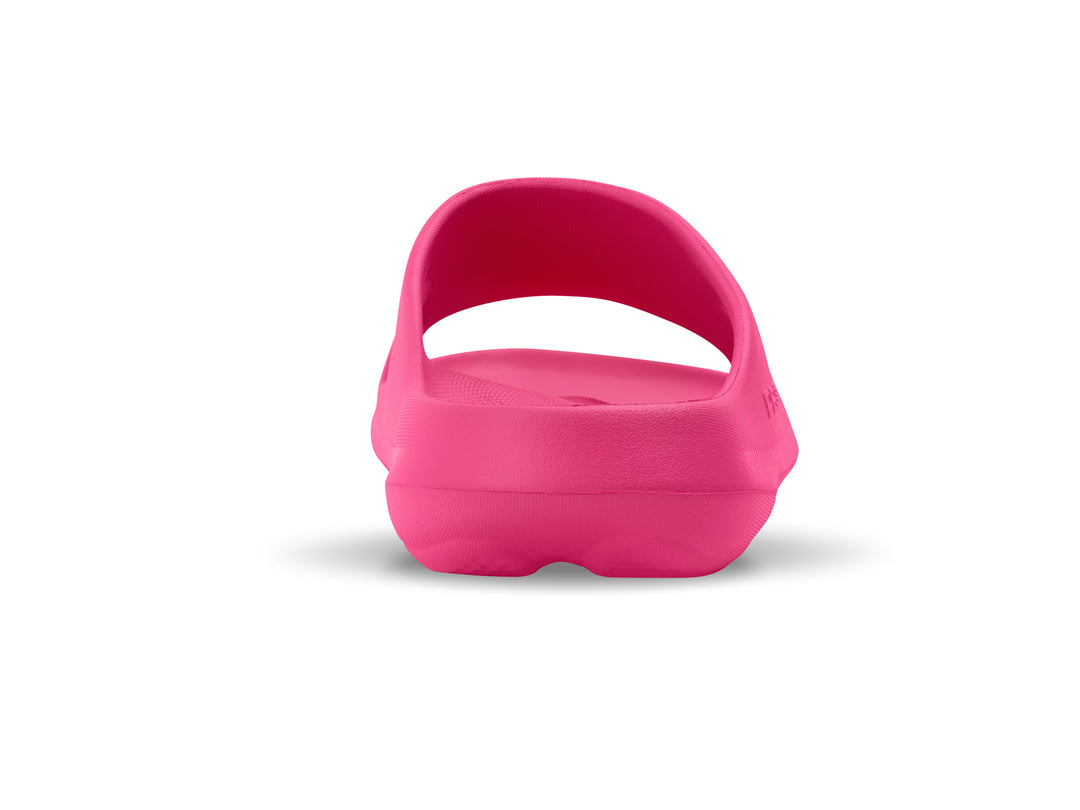 Rear view of the women's pink PB5star Après Sport recovery slide highlighting the supportive heel structure and durable sole design for recovery and relaxation.